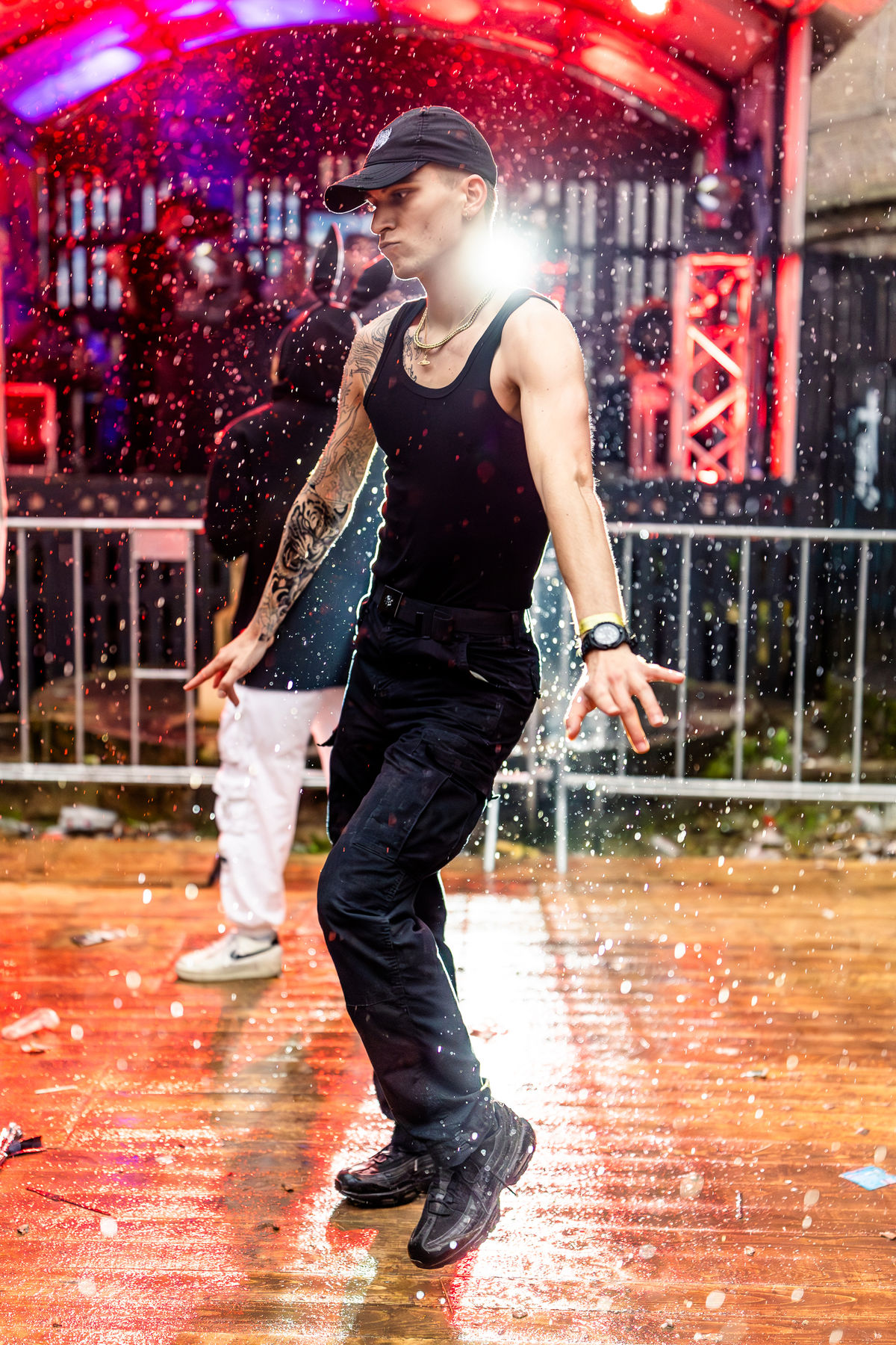 Loading... just a sec